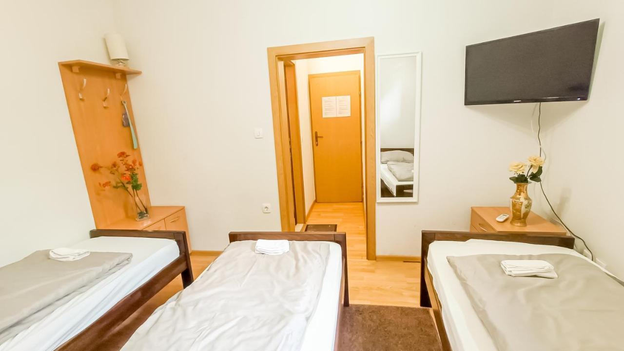Bascarsija Guesthouse - Private Bath, Tv & Aircon Sarajevo Ngoại thất bức ảnh